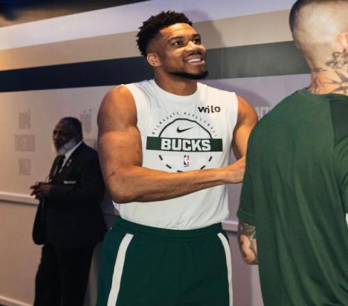 希罗,调整投篮,重现经典投,信誉第一